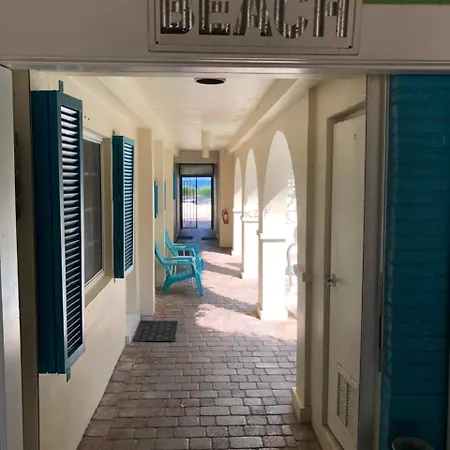 Courtyard Villa Hotel-2
