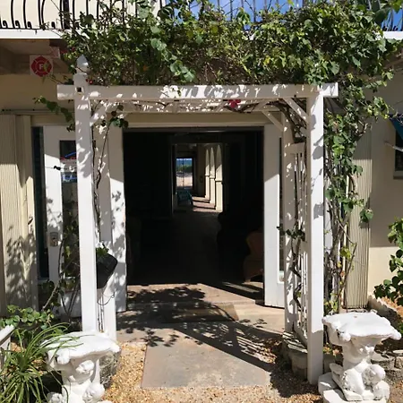 Courtyard Villa Hotel-3