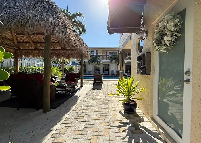 Beach Aqualina s