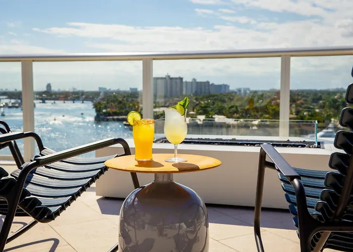 Kimpton Shorebreak Beach Resort